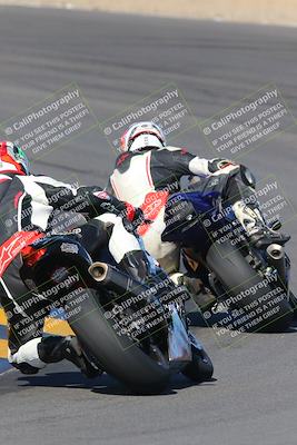 media/Nov-06-2022-SoCal Trackdays (Sun) [[208d2ccc26]]/Turn 10 Backside (1030am)/